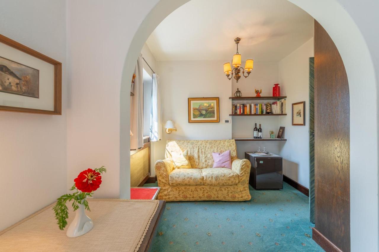 코르나이아노 Haus Oberhofer B&B 외부 사진